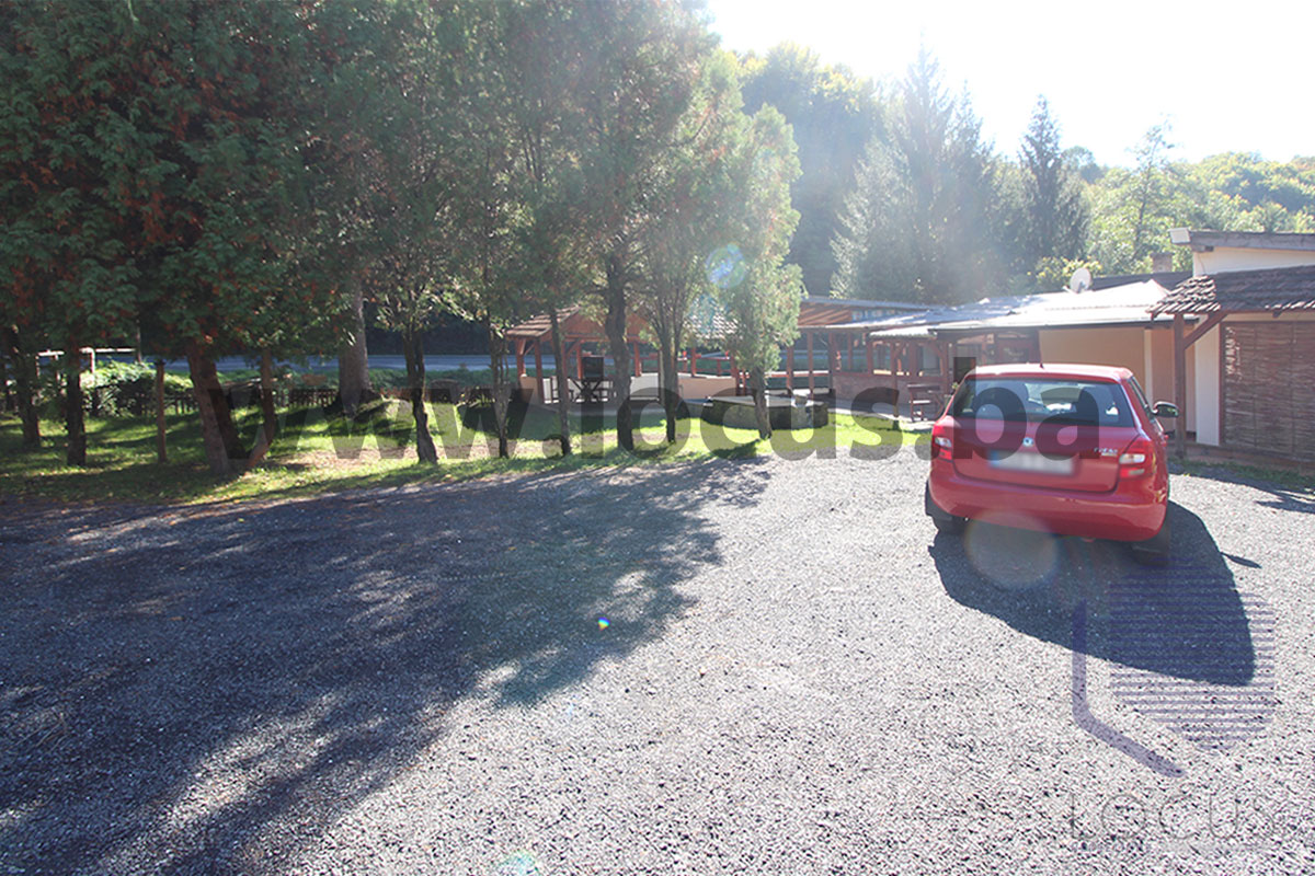 11. Parking.jpg